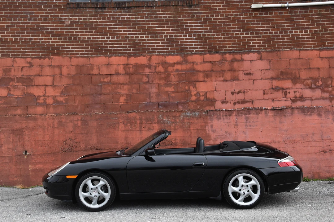 2001 Porsche 996 Carrera - Image 12 of 31