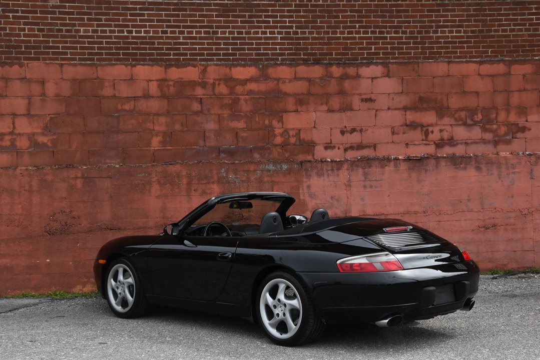 2001 Porsche 996 Carrera - Image 16 of 31