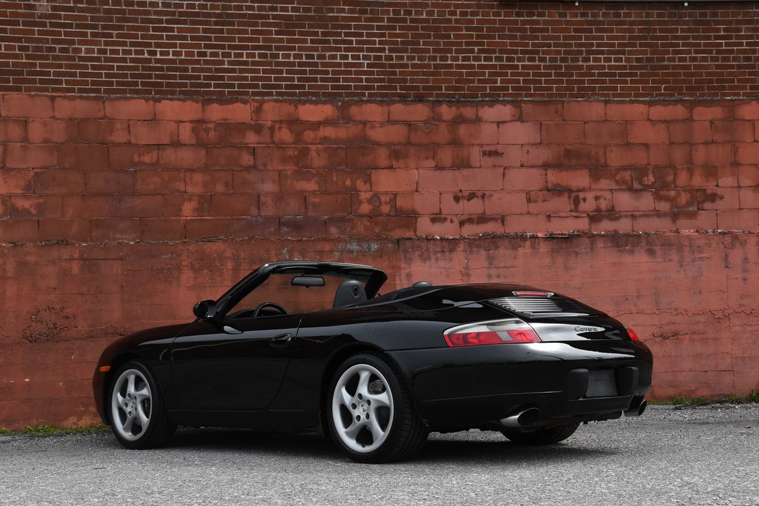 2001 Porsche 996 Carrera - Image 15 of 31