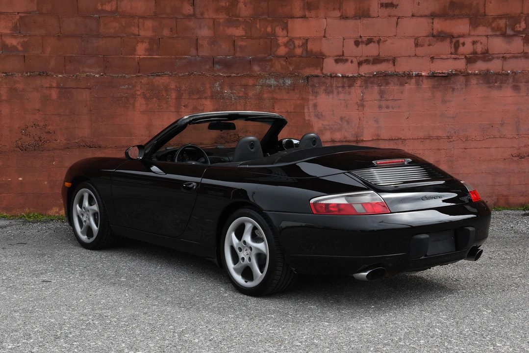 2001 Porsche 996 Carrera - Image 18 of 31