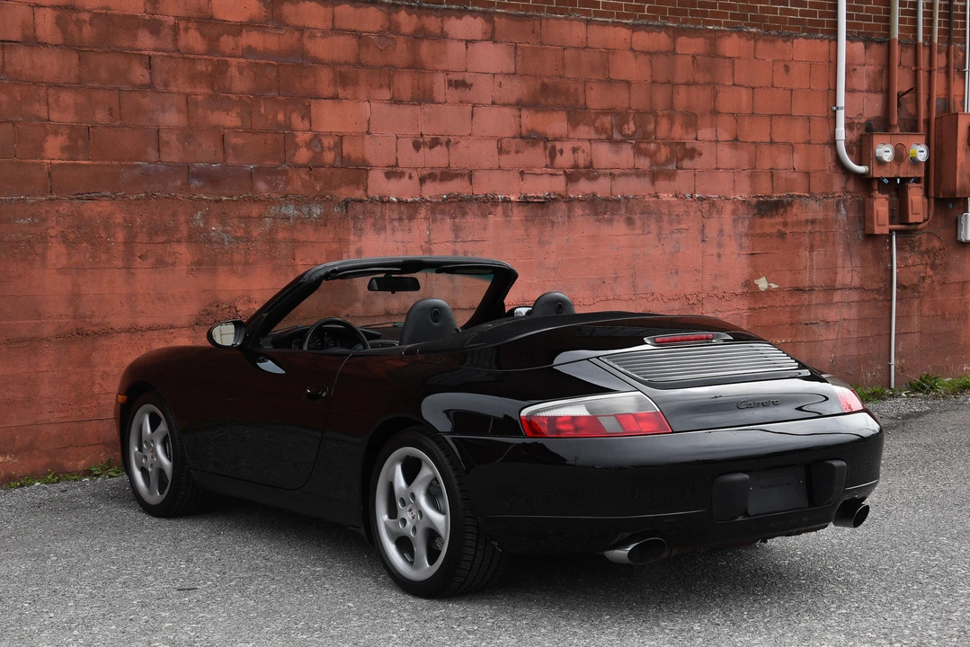 2001 Porsche 996 Carrera - Image 19 of 31