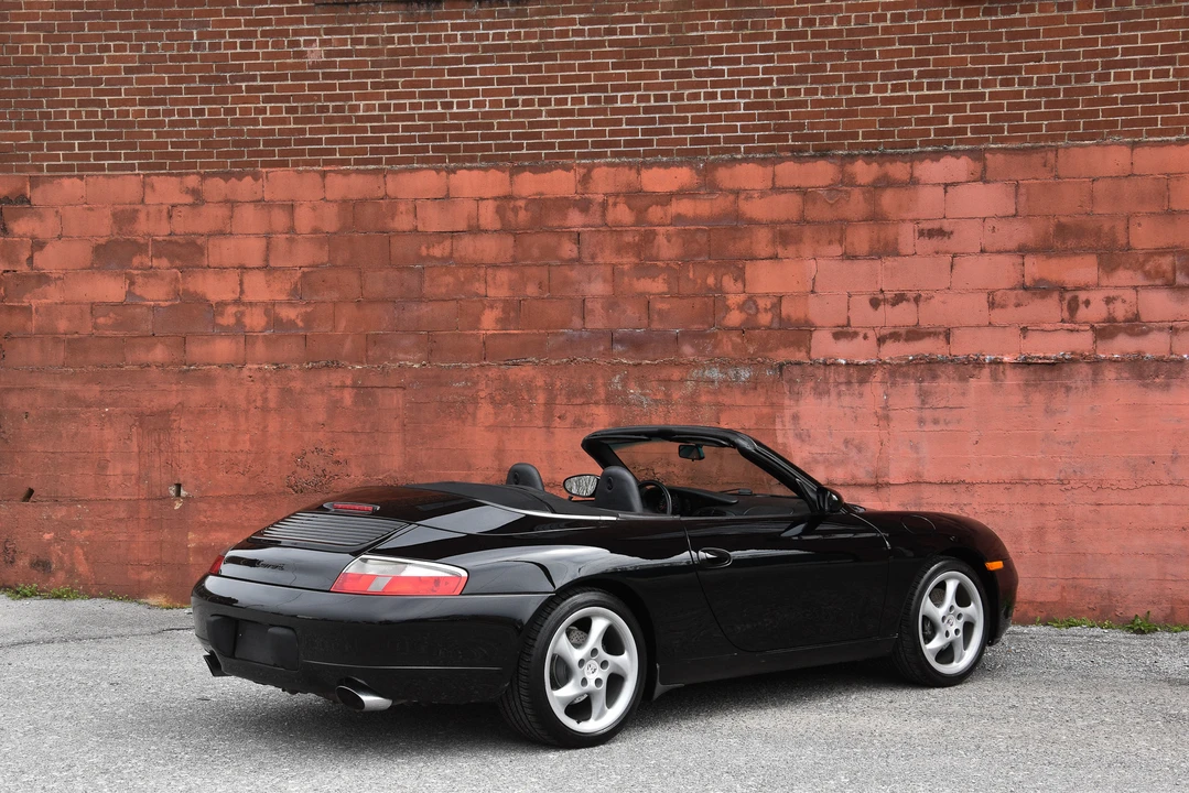 2001 Porsche 996 Carrera - Image 26 of 31