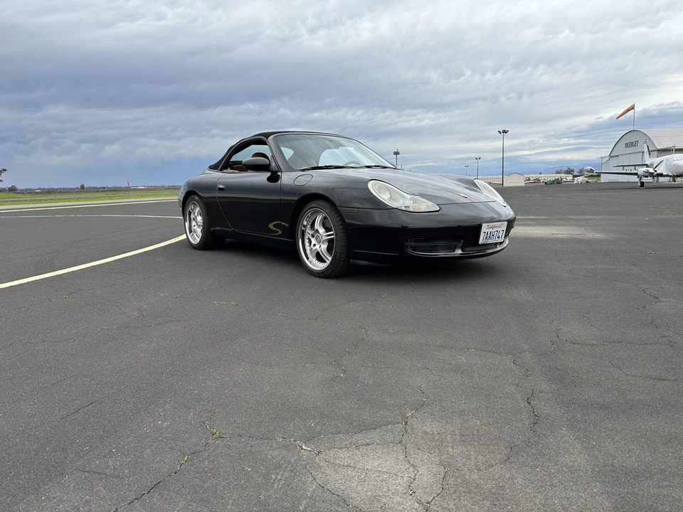 2001 Porsche 996 Carrera - Image 16 of 31