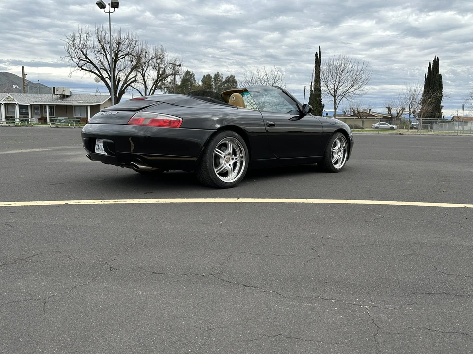2001 Porsche 996 Carrera - Image 14 of 31