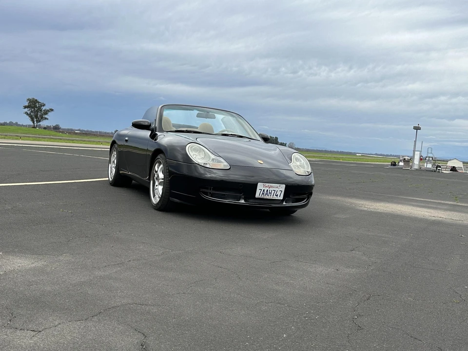 2001 Porsche 996 Carrera - Image 9 of 31