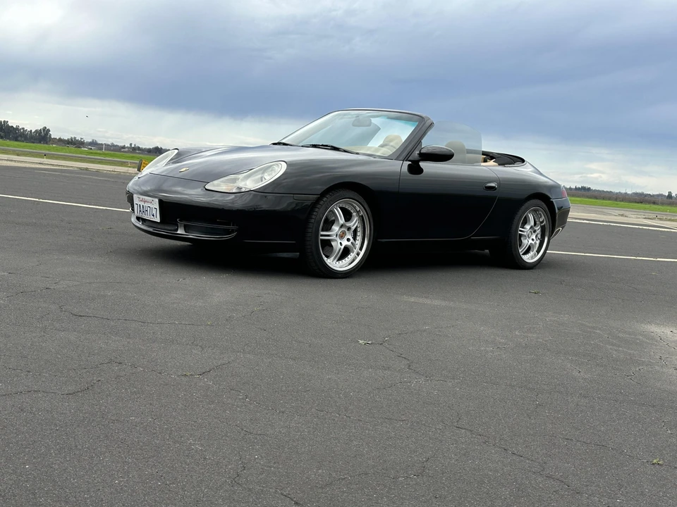 2001 Porsche 996 Carrera - Image 7 of 31