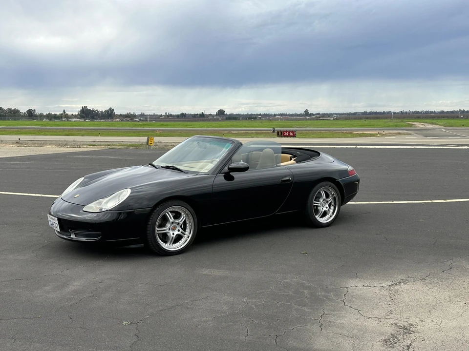 2001 Porsche 996 Carrera - Image 4 of 31