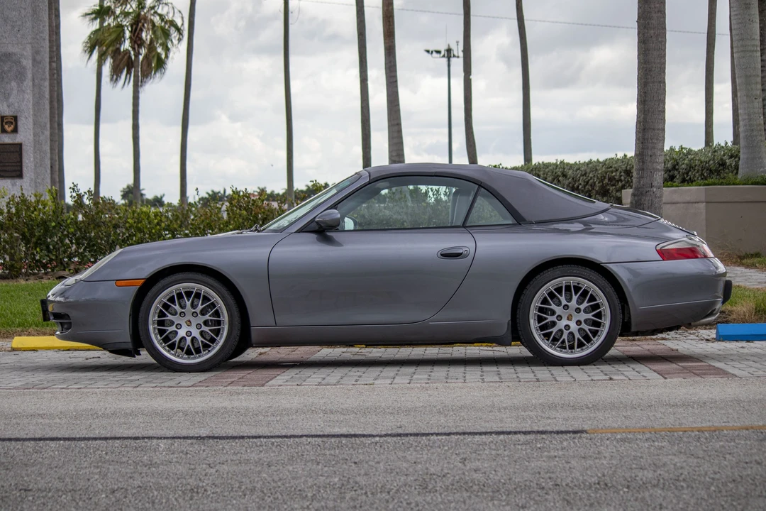 2001 Porsche 996 Carrera - Image 22 of 31