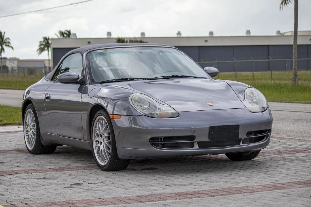 2001 Porsche 996 Carrera - Image 2 of 31