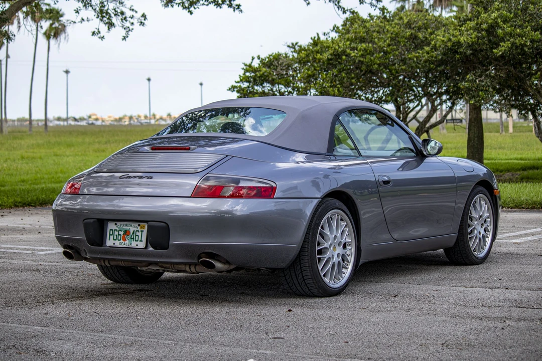 2001 Porsche 996 Carrera - Image 19 of 31