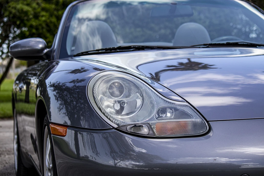 2001 Porsche 996 Carrera - Image 26 of 31