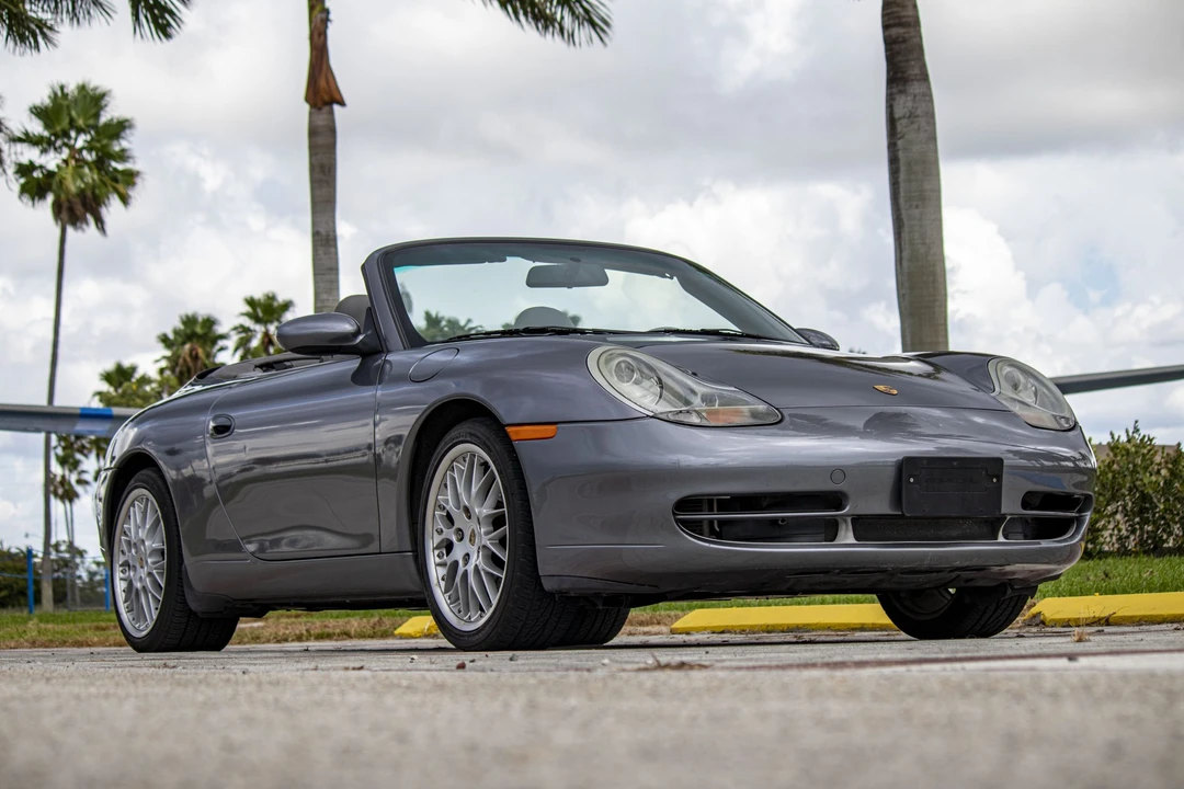 2001 Porsche 996 Carrera - Image 5 of 31