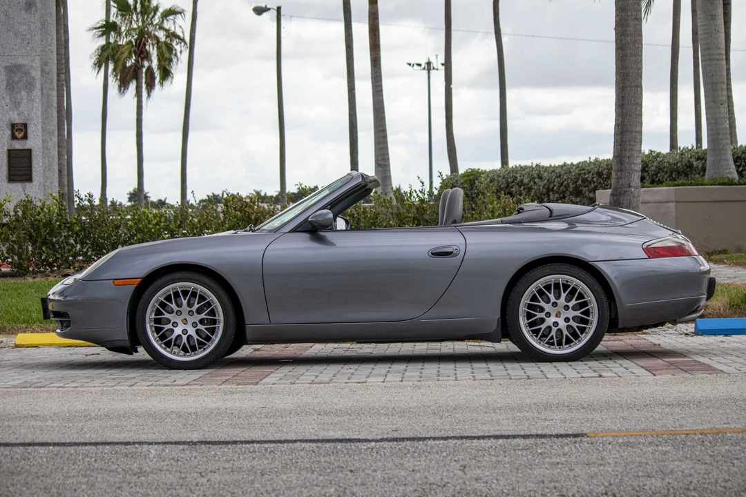 2001 Porsche 996 Carrera - Image 14 of 31