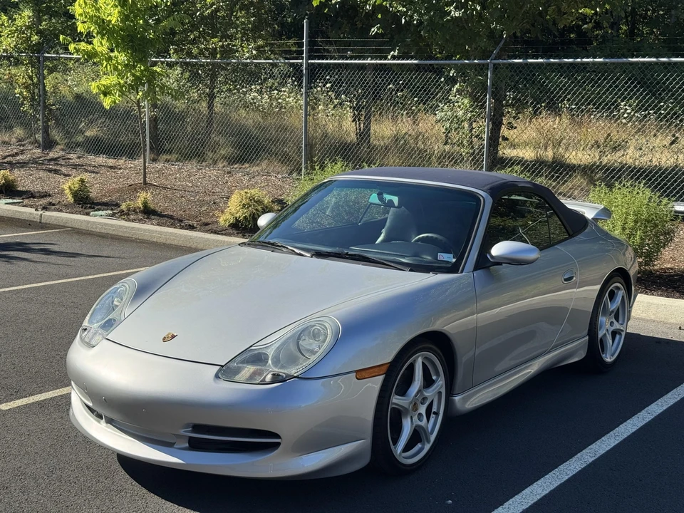 2001 Porsche 996 Carrera - Image 28 of 31