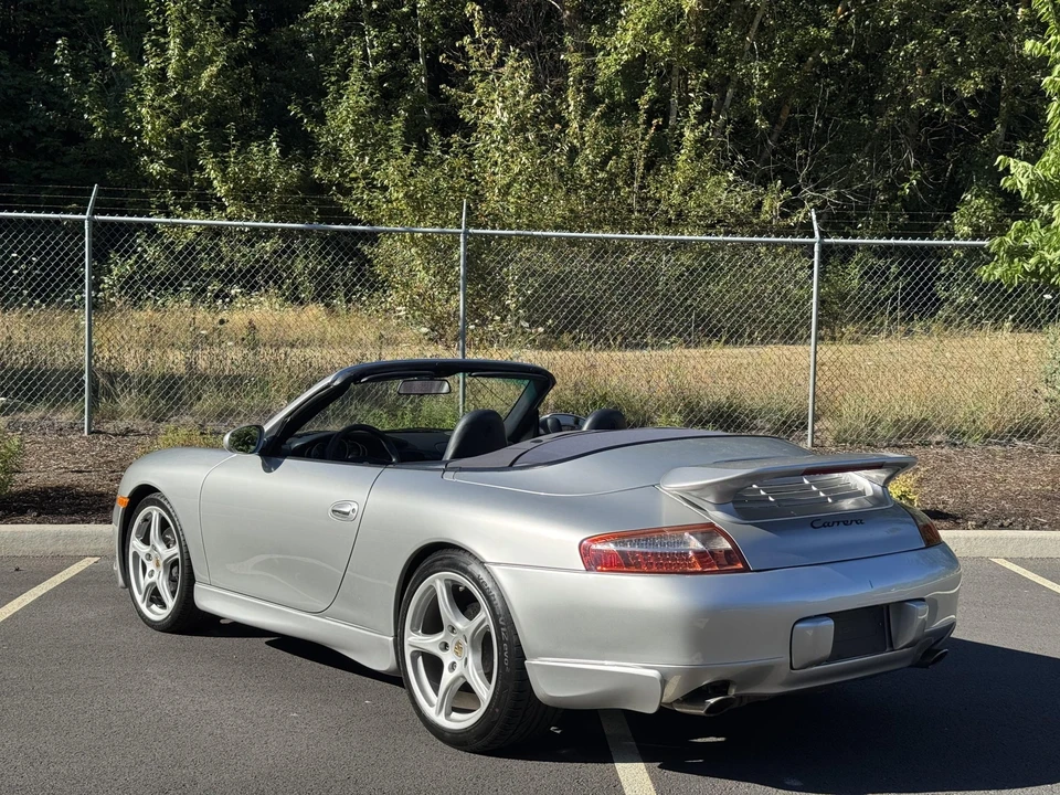 2001 Porsche 996 Carrera - Image 24 of 31
