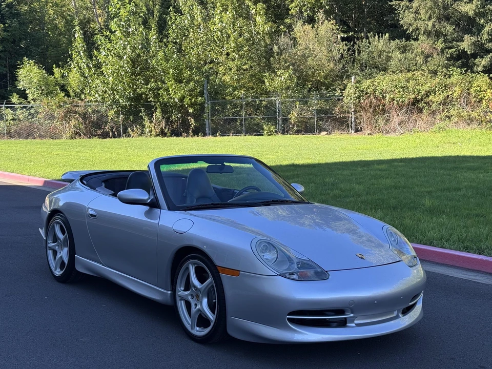 2001 Porsche 996 Carrera - Image 11 of 31