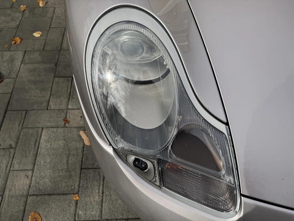 2001 Porsche 996 Carrera - Image 25 of 31