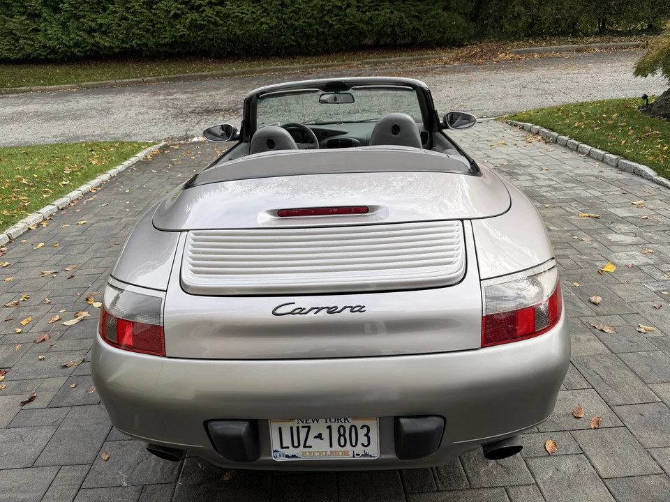2001 Porsche 996 Carrera - Image 8 of 31