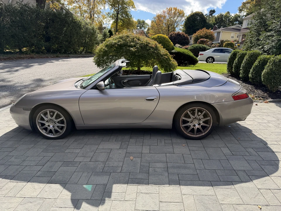 2001 Porsche 996 Carrera - Image 4 of 31