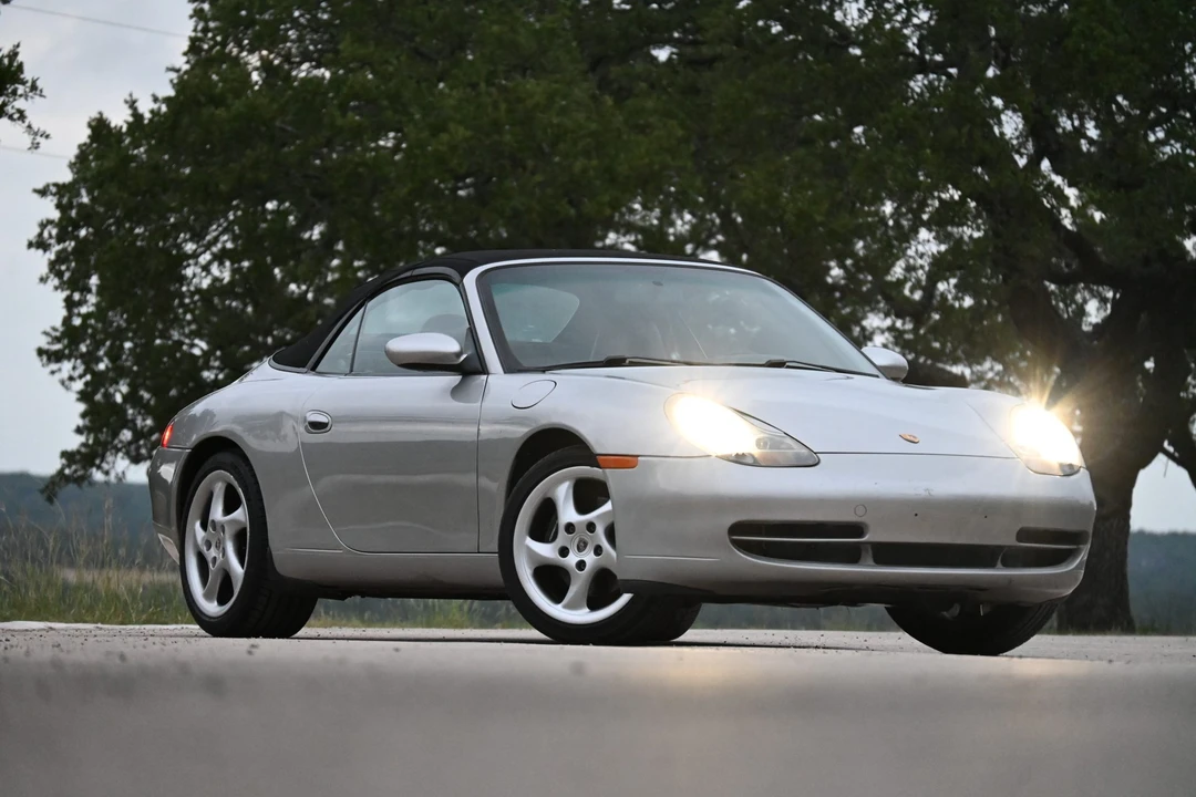 2001 Porsche 996 Carrera - Image 20 of 31
