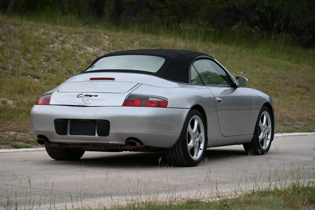 2001 Porsche 996 Carrera - Image 18 of 31