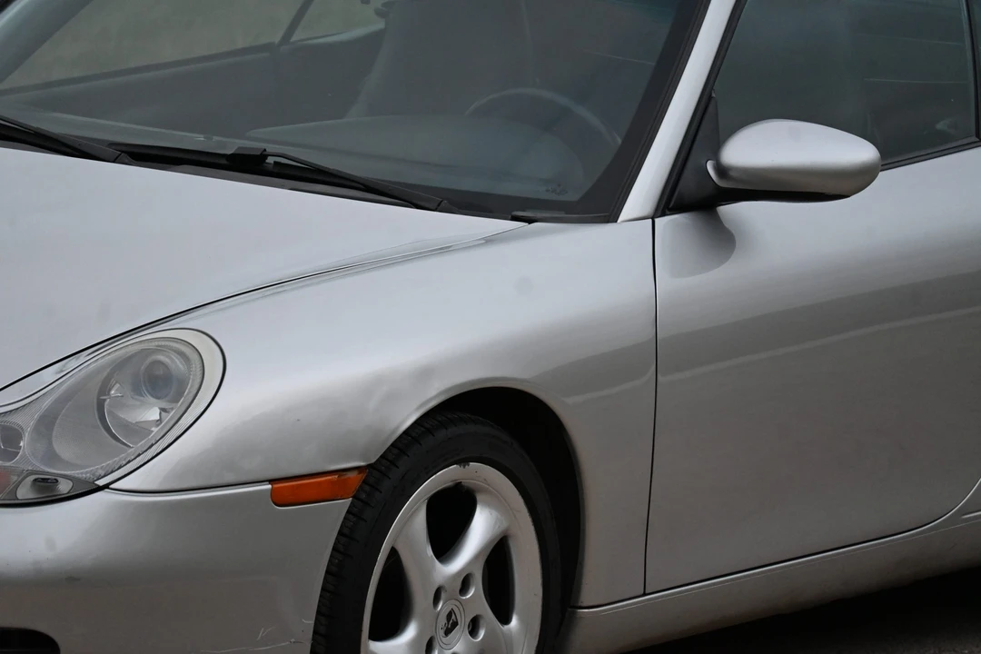 2001 Porsche 996 Carrera - Image 30 of 31