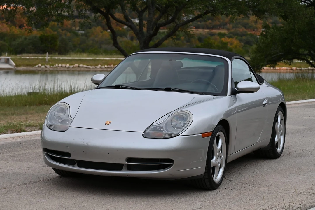 2001 Porsche 996 Carrera - Image 11 of 31