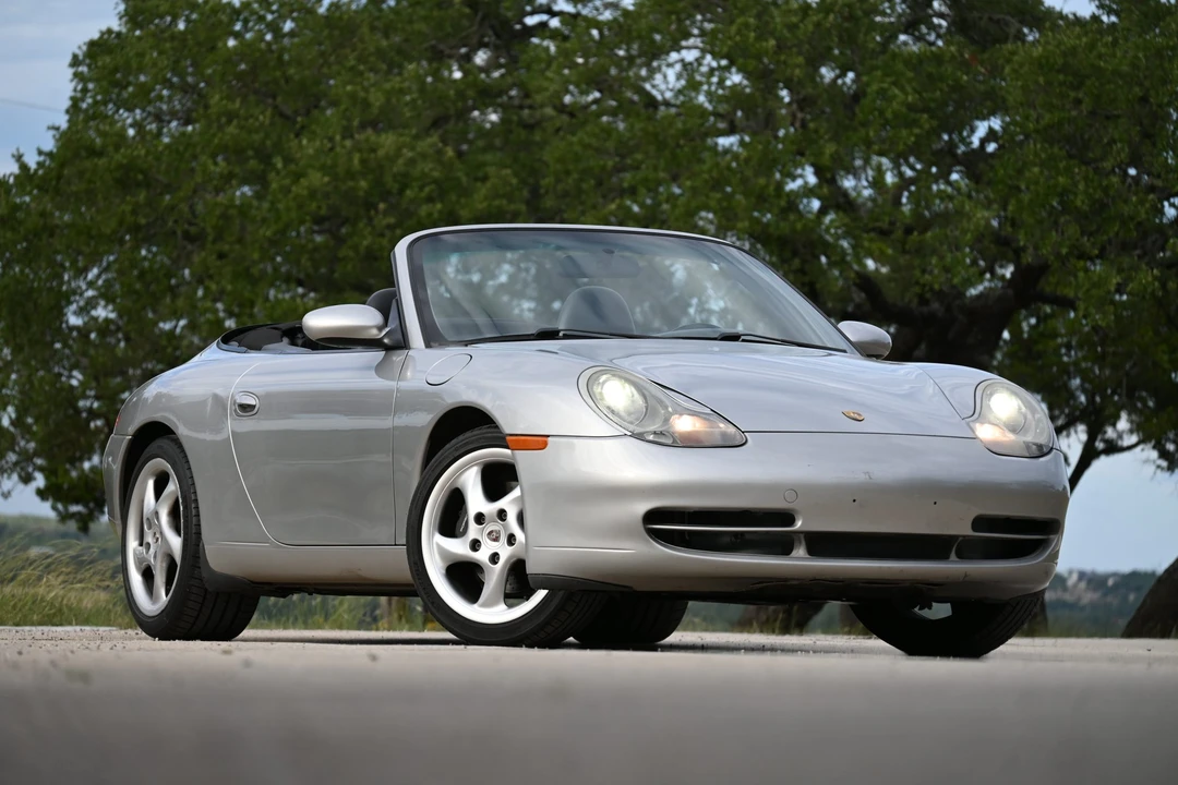 2001 Porsche 996 Carrera - Image 9 of 31