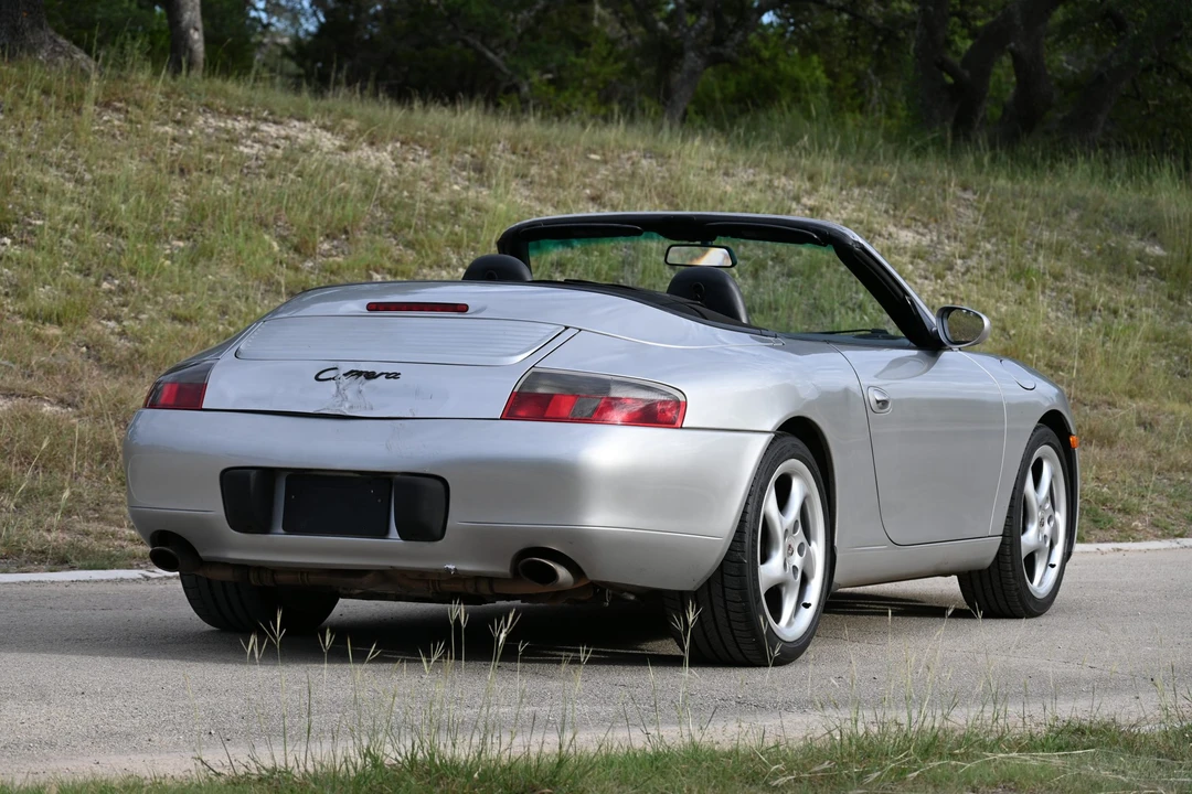 2001 Porsche 996 Carrera - Image 6 of 31