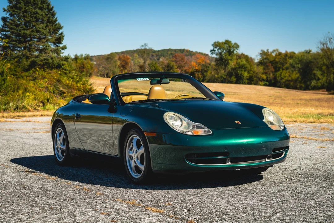 2001 Porsche 996 Carrera - Image 16 of 31