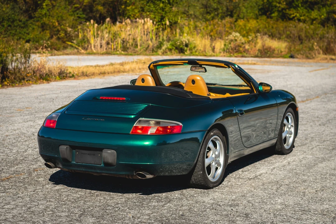 2001 Porsche 996 Carrera - Image 23 of 31