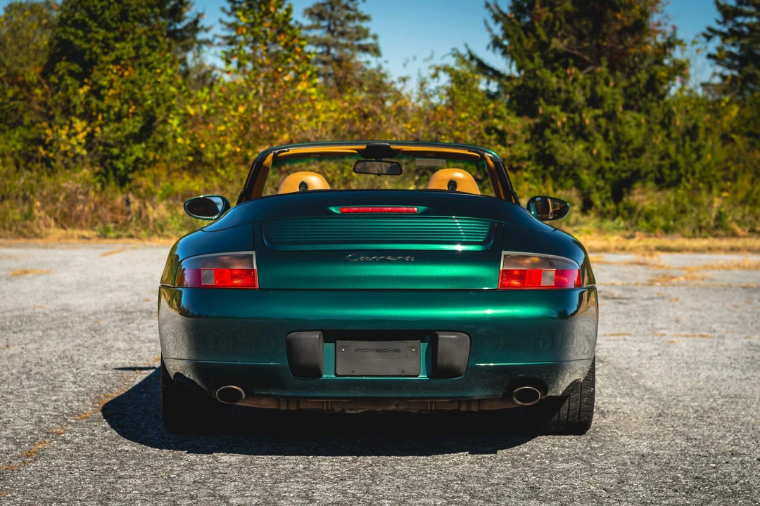 2001 Porsche 996 Carrera - Image 25 of 31
