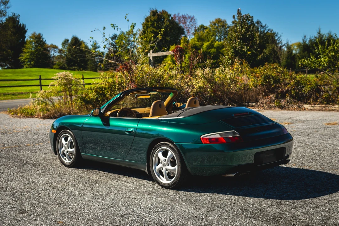 2001 Porsche 996 Carrera - Image 30 of 31