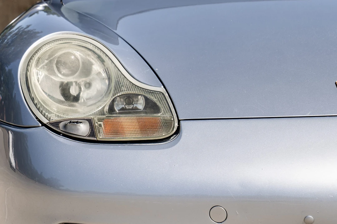 2001 Porsche 996 Carrera - Image 18 of 31