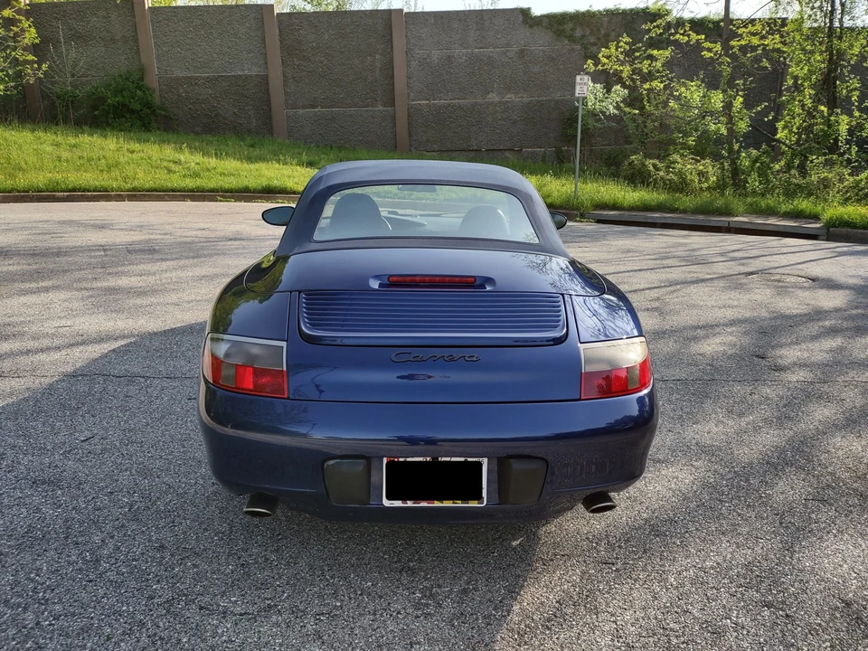 2001 Porsche 996 Carrera - Image 13 of 31