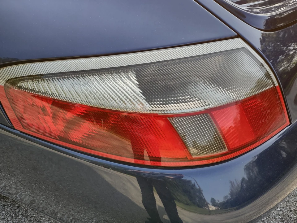 2001 Porsche 996 Carrera - Image 20 of 31