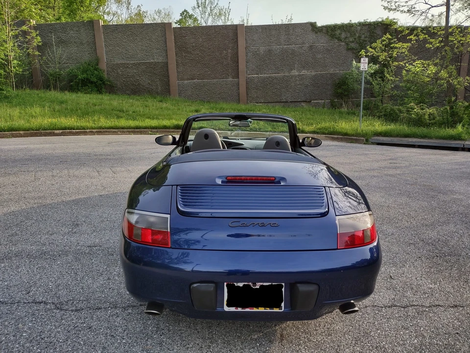 2001 Porsche 996 Carrera - Image 6 of 31