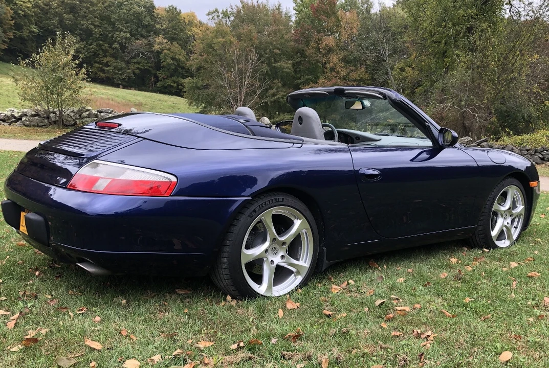 2001 Porsche 996 Carrera - Image 30 of 31
