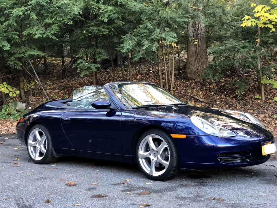 2001 Porsche 996 Carrera - Image 28 of 31