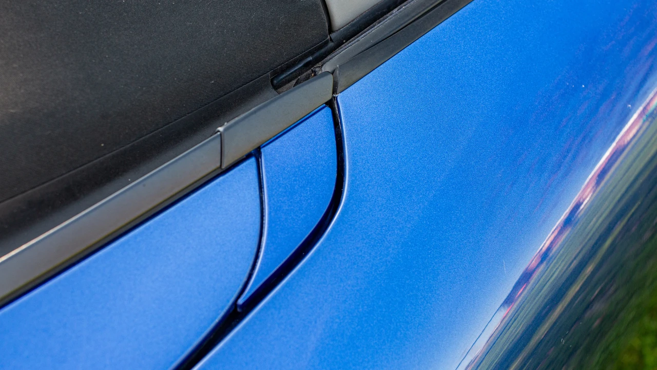 2001 Porsche 996 Carrera - Image 30 of 31