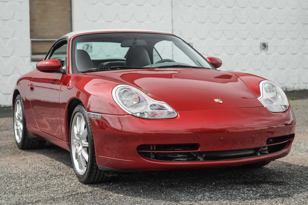2001 Porsche 996 Carrera - Image 12 of 31