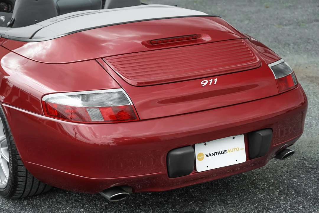 2001 Porsche 996 Carrera - Image 28 of 31