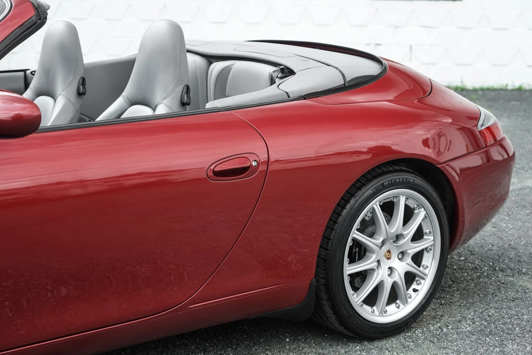2001 Porsche 996 Carrera - Image 22 of 31