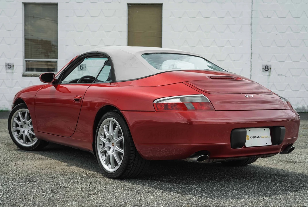 2001 Porsche 996 Carrera - Image 19 of 31