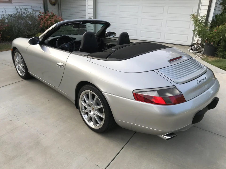 2001 Porsche 996 Carrera - Image 8 of 31