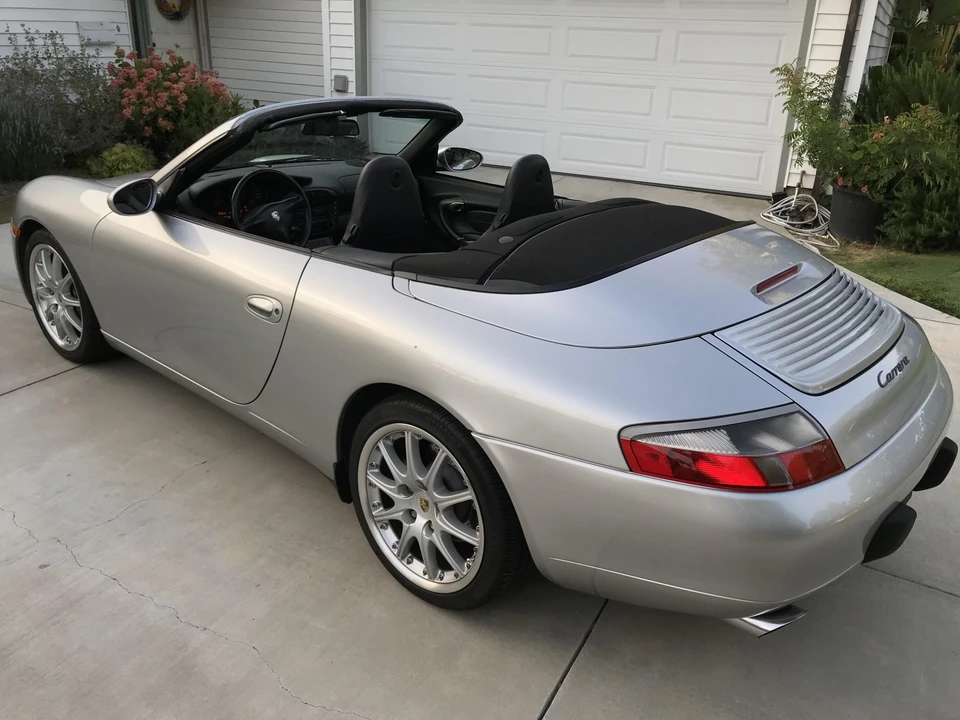 2001 Porsche 996 Carrera - Image 9 of 31