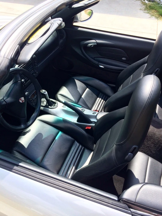 2001 Porsche 996 Carrera - Image 29 of 31