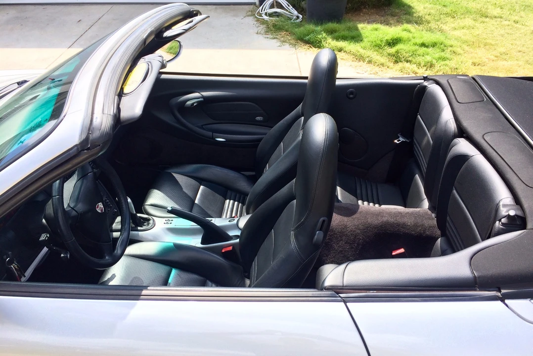 2001 Porsche 996 Carrera - Image 28 of 31