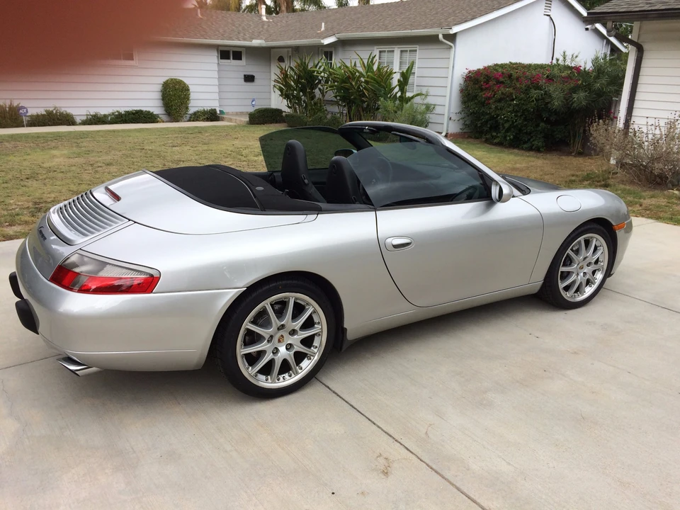 2001 Porsche 996 Carrera - Image 8 of 31
