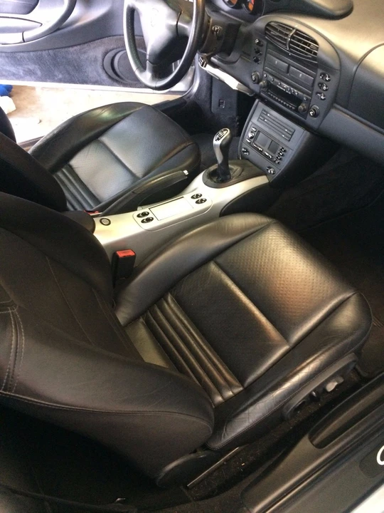 2001 Porsche 996 Carrera - Image 30 of 31